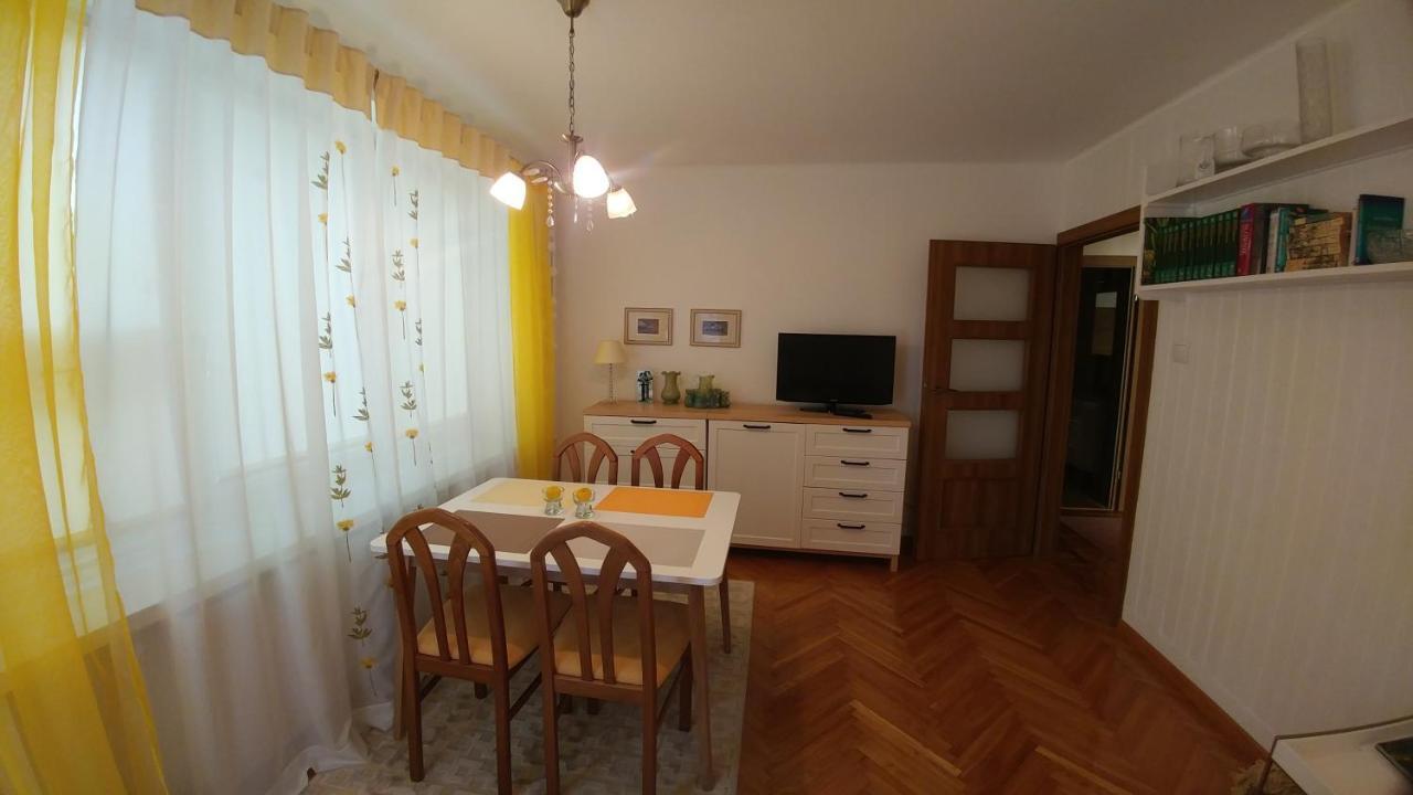 Apartament Centrum Августув Экстерьер фото